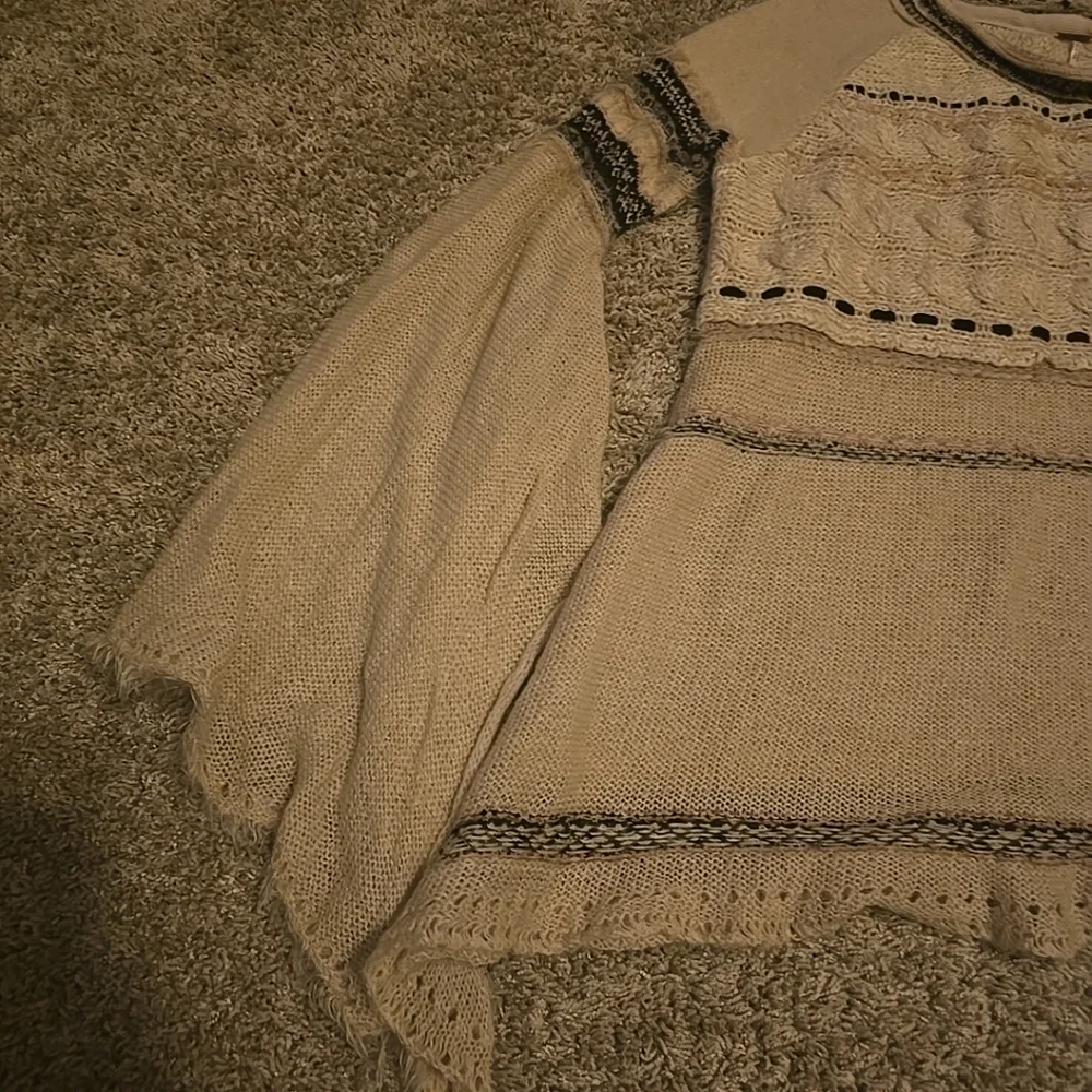 Free People Sweater - Picture 4 of 12